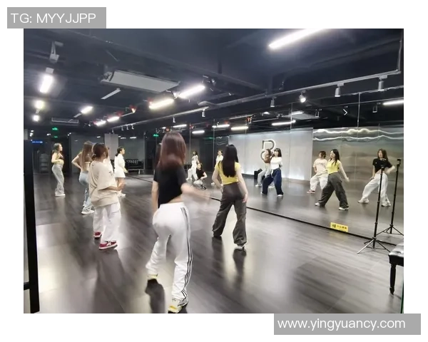 成都街舞队技术解析与风格探讨引领街舞新潮流